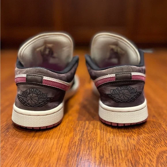 Jordan 1 Low Black Cactus Flower (Women’s) - Picture 5 of 11